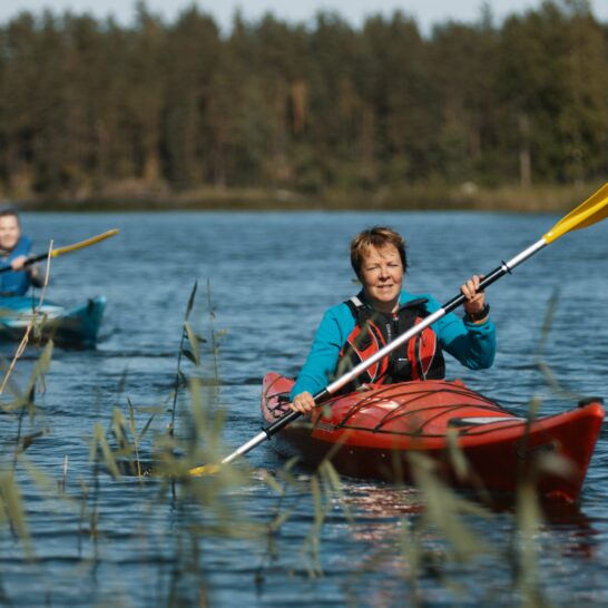 Melonta Best Lake Nature Adventures canoeing