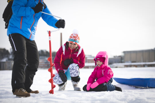 Pilkkijät kaira ice fishing Lahti