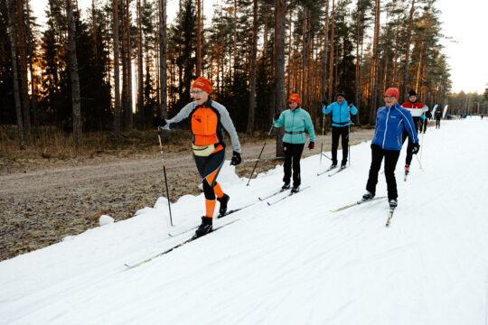Ensilumenlatu Lahti first snow skiing track