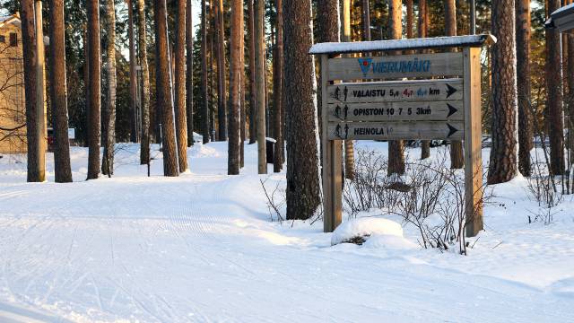 Hiihto-opasteet Vierumäellä