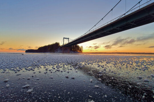 Karisalmen silta_Pulkkilanharju talvella
