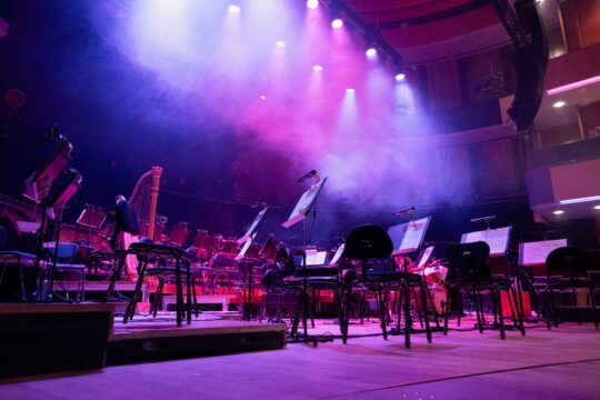 Sinfoniaorkesterin soittimet Sibeliustalossa