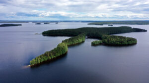 Ilmakuva Ykskoivun saaresta Päijänteellä, Photo credits Jussi Evinsalo