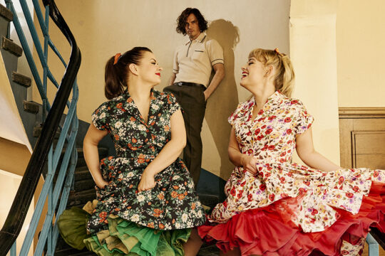 Lahden kaupunginteatteri Elena Ferrante Loistava Ystäväni