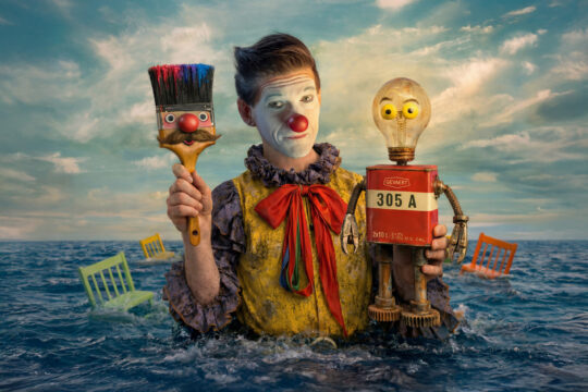 Lahden kaupunginteatteri, Ihmeellinen maalari, kuva: Tiina Hauta-aho