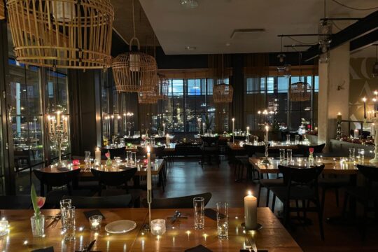Bar&Bistro Kokka joulun tunnelmavalaistuksessa